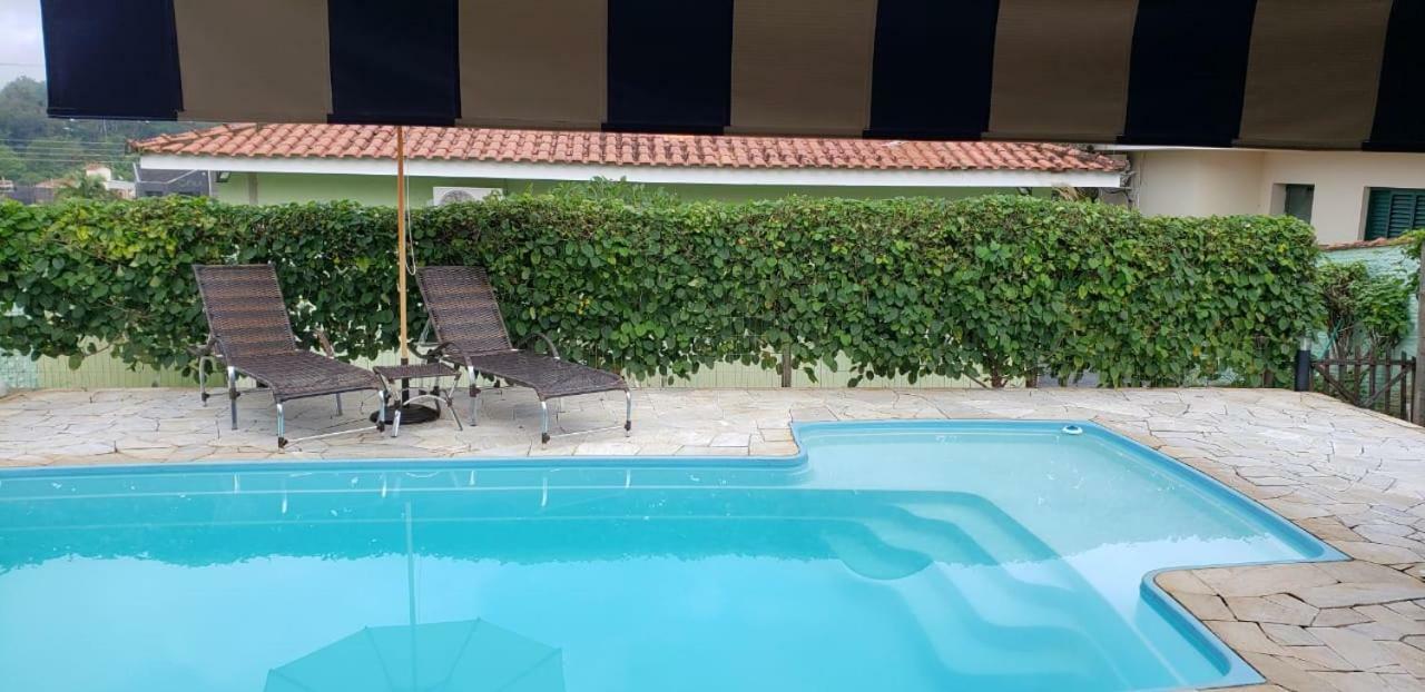 Suites Ambiente Familiar -Prox Do Thermas Águas de São Pedro 外观 照片